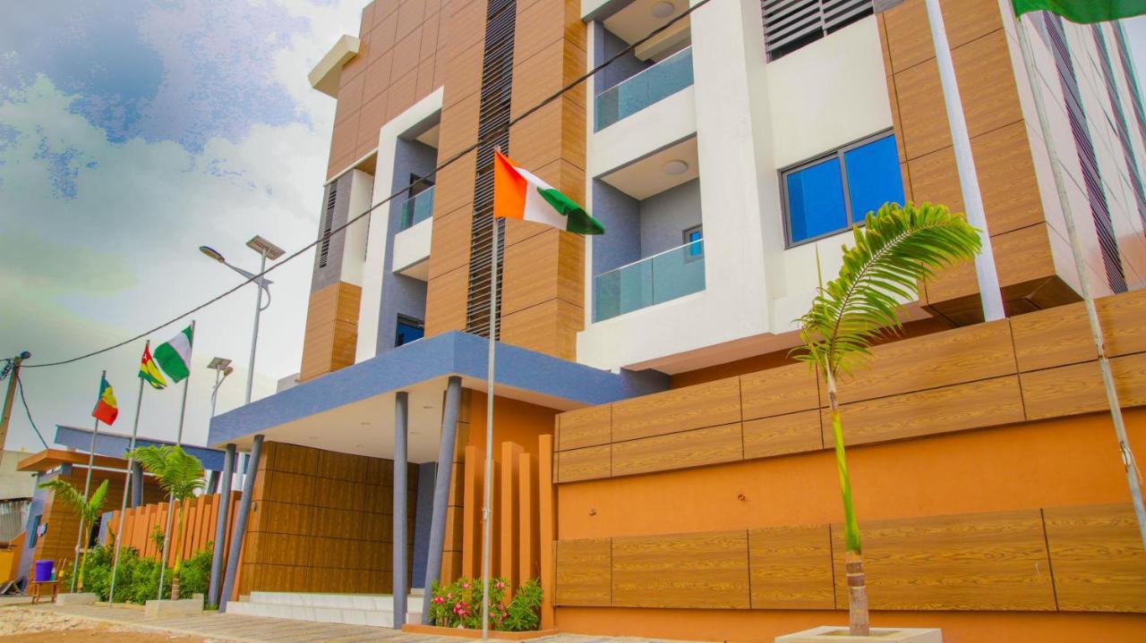 Hotel La Casa Cielo Cotonou Dış mekan fotoğraf