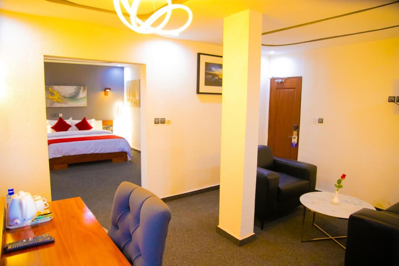 Hotel La Casa Cielo Cotonou Dış mekan fotoğraf