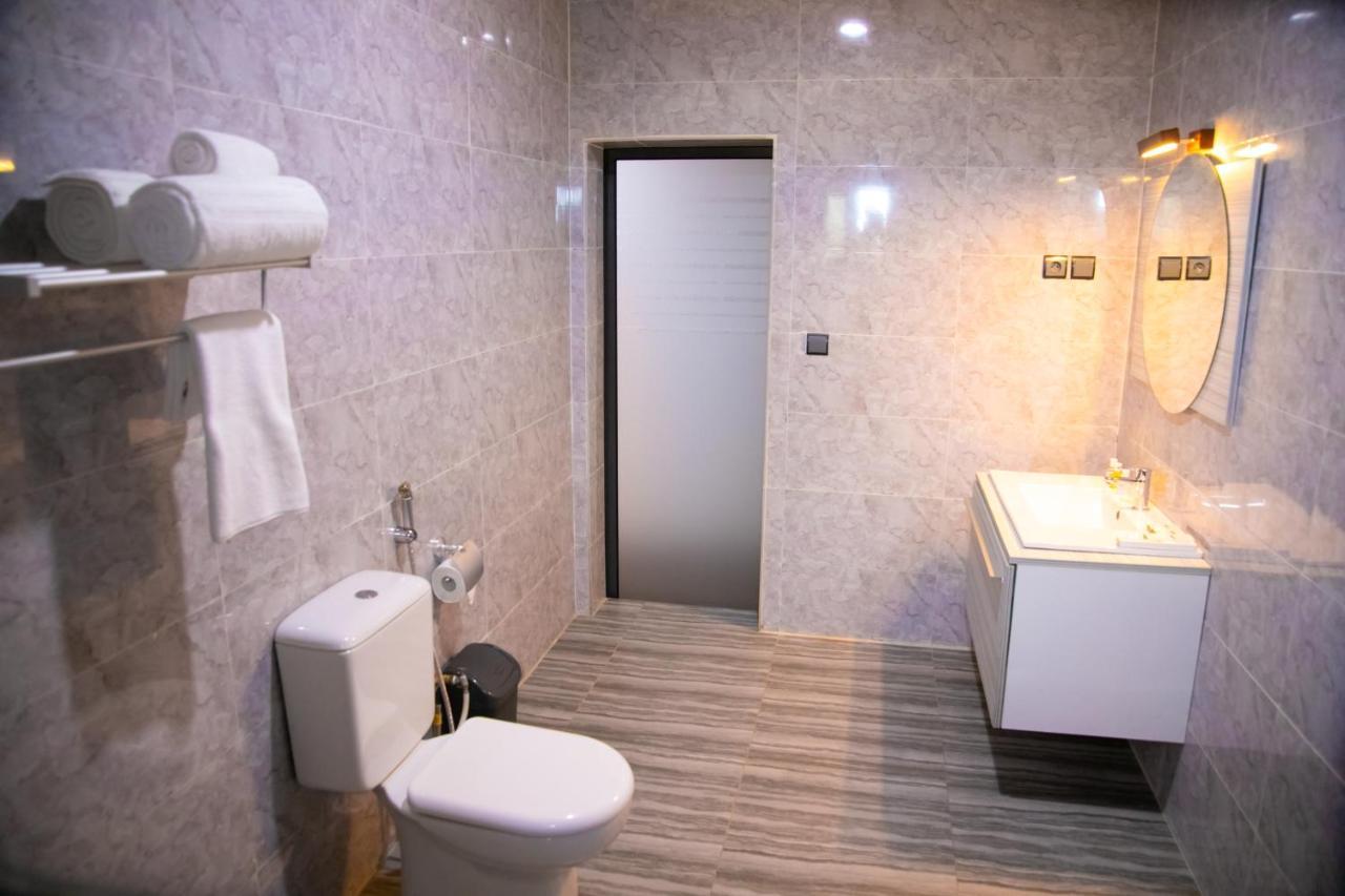 Hotel La Casa Cielo Cotonou Dış mekan fotoğraf