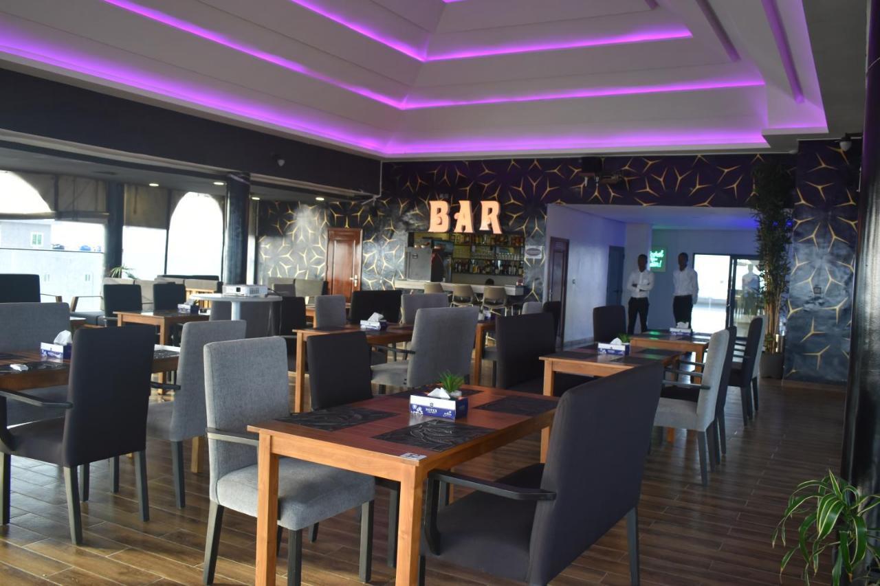 Hotel La Casa Cielo Cotonou Dış mekan fotoğraf
