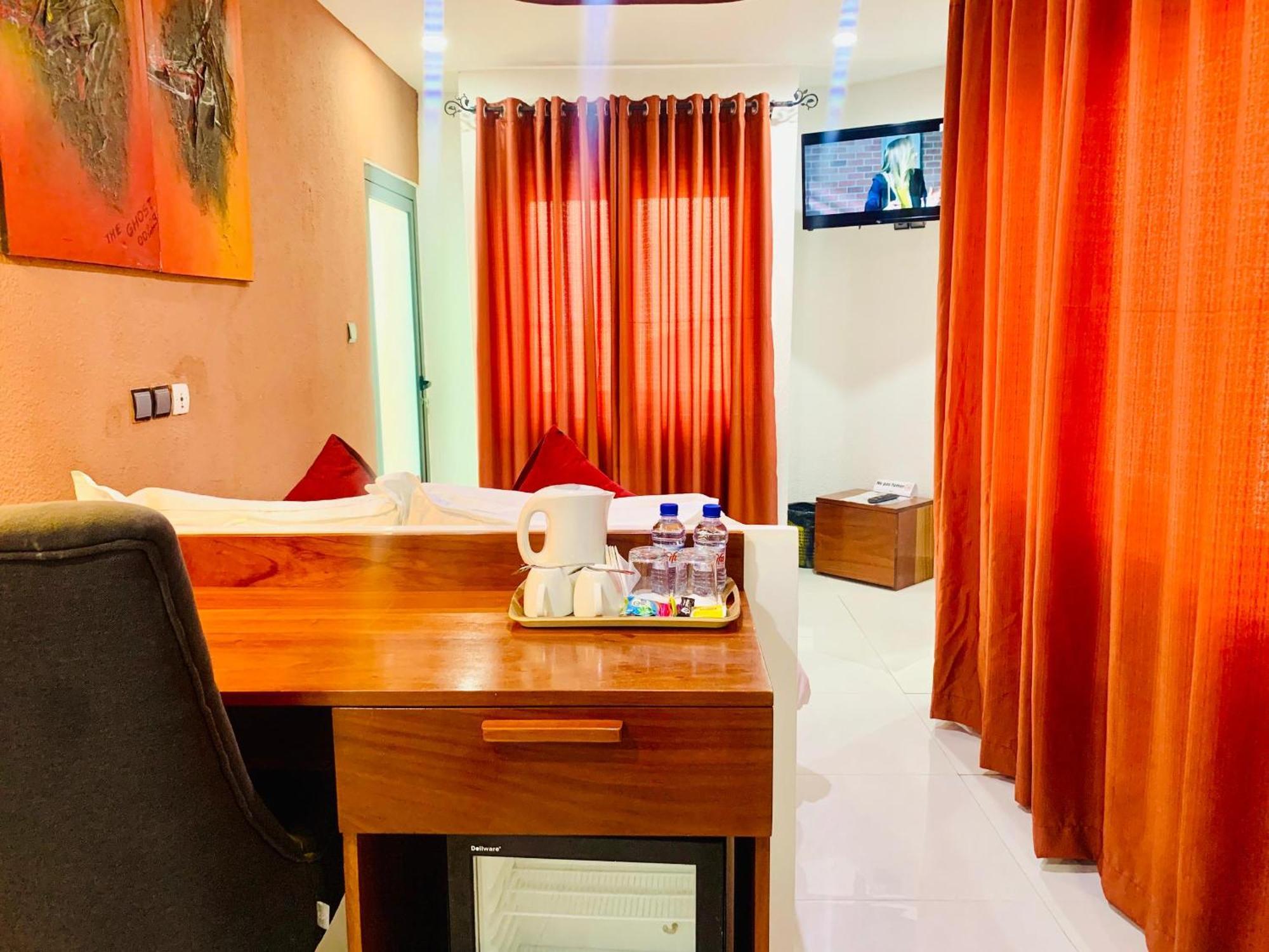 Hotel La Casa Cielo Cotonou Dış mekan fotoğraf