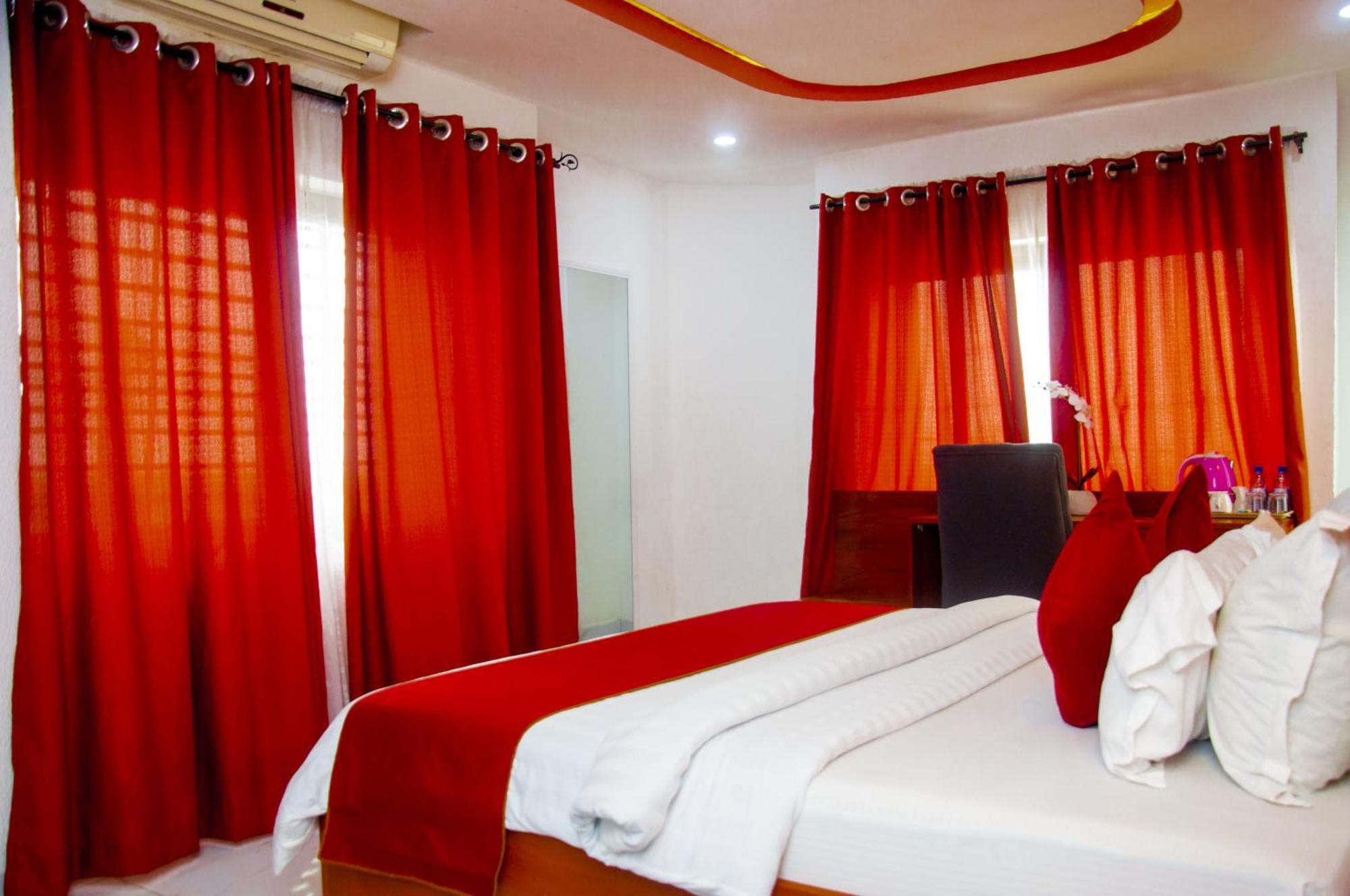 Hotel La Casa Cielo Cotonou Dış mekan fotoğraf
